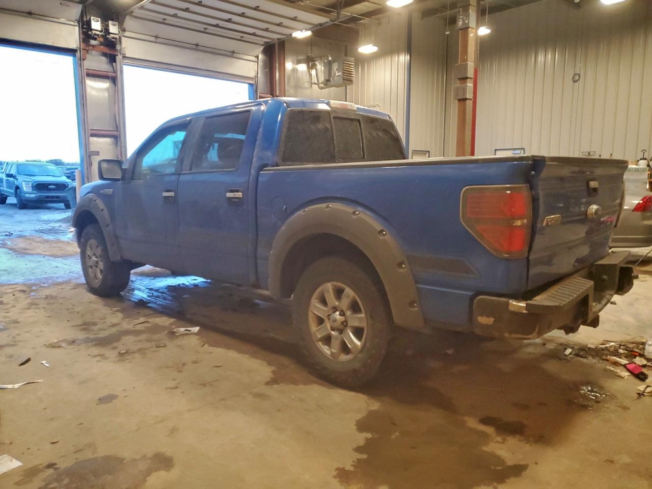 Ford F-150 Supercrew Image 3