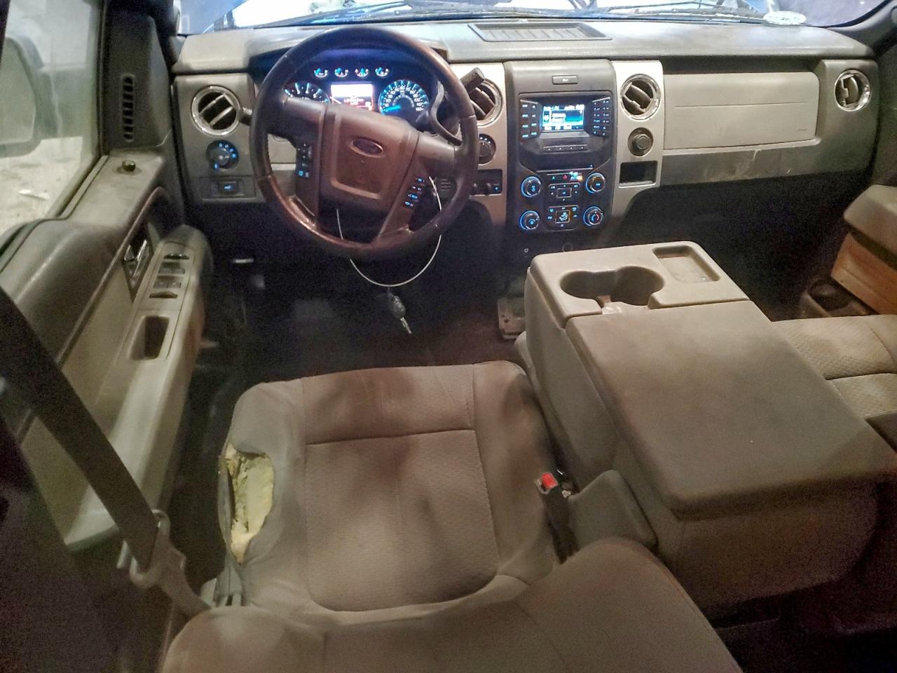 Ford F-150 Supercrew Image 12