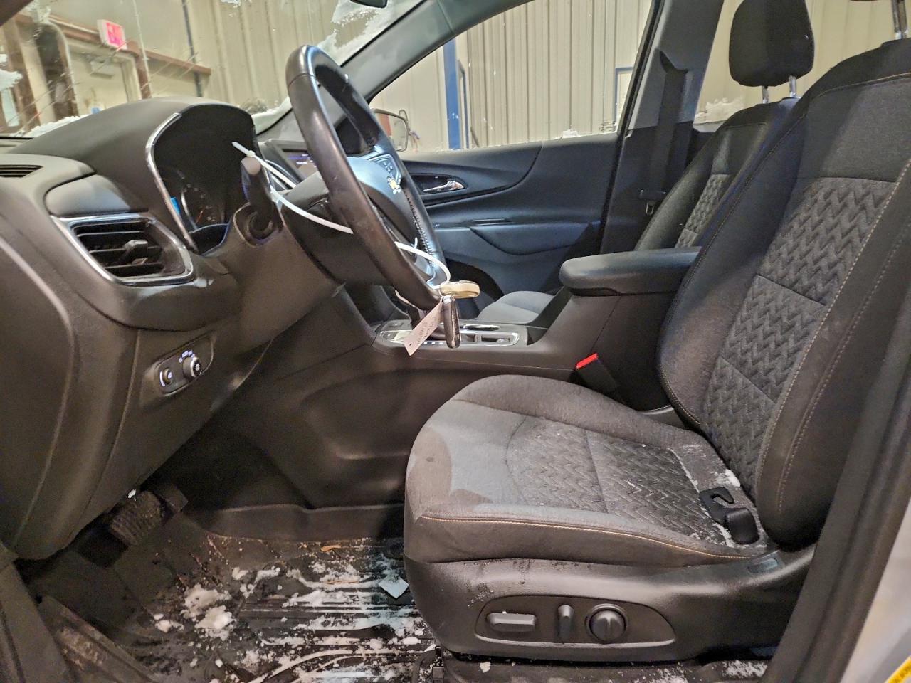 Chevrolet Equinox Lt Image 6