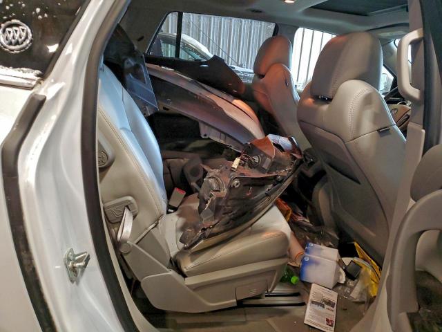 Buick Enclave Image 5