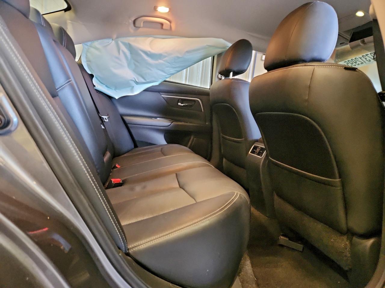 Nissan Altima 2.5 Image 7