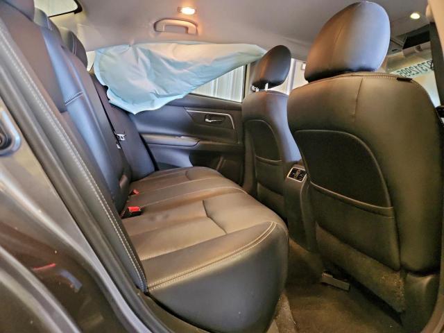 Nissan Altima 2.5 Image 7