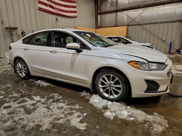 Ford Fusion Se Image 9