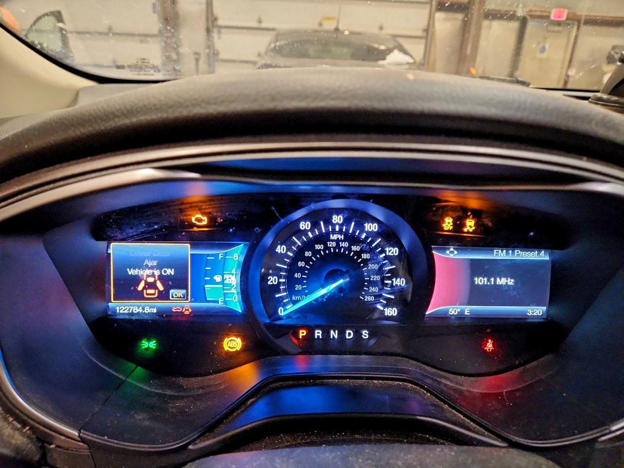 Ford Fusion Se Image 11