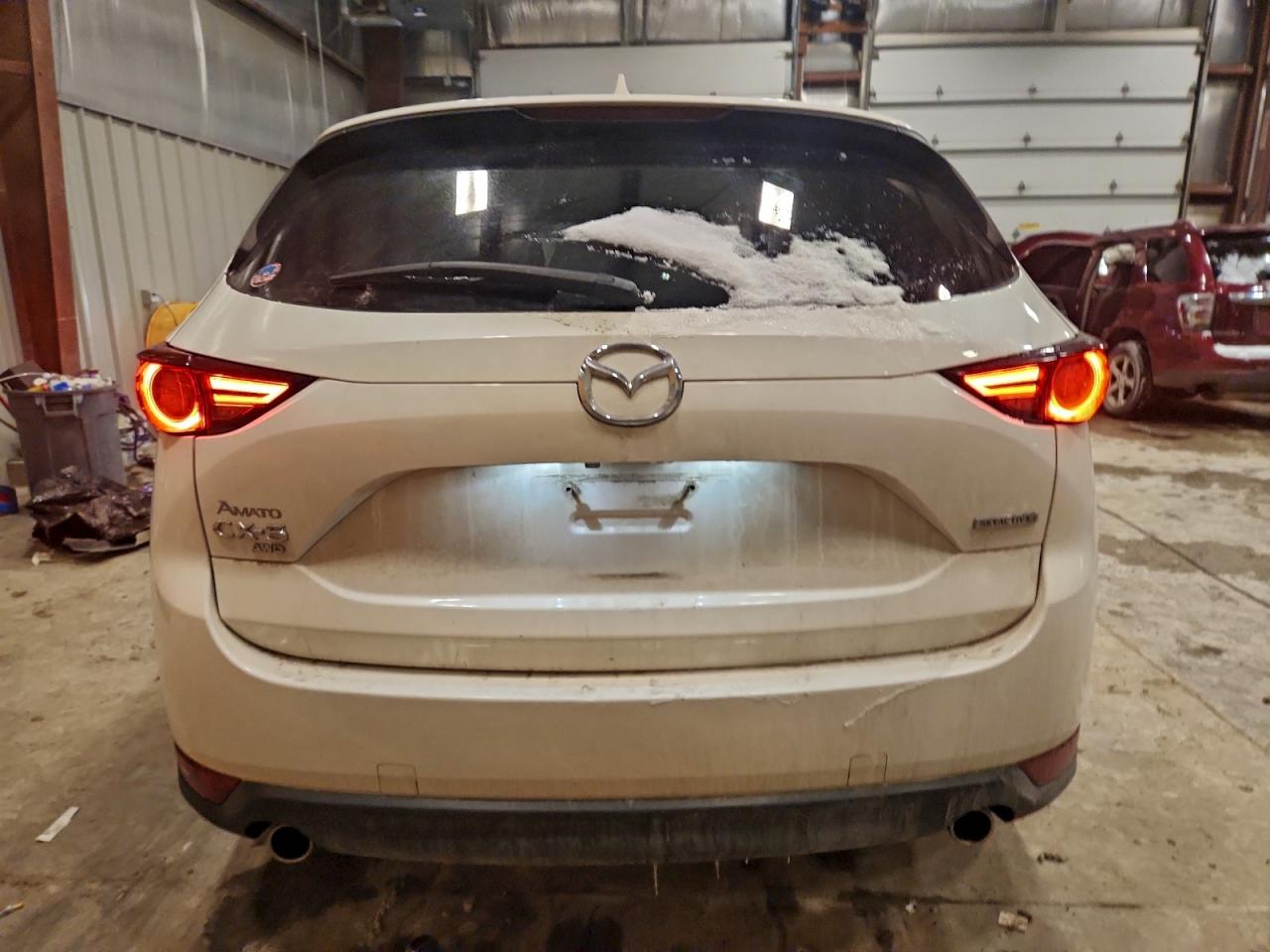 Mazda Cx Grand Touring Image 3