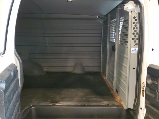 GMC Savana G2500 Image 9