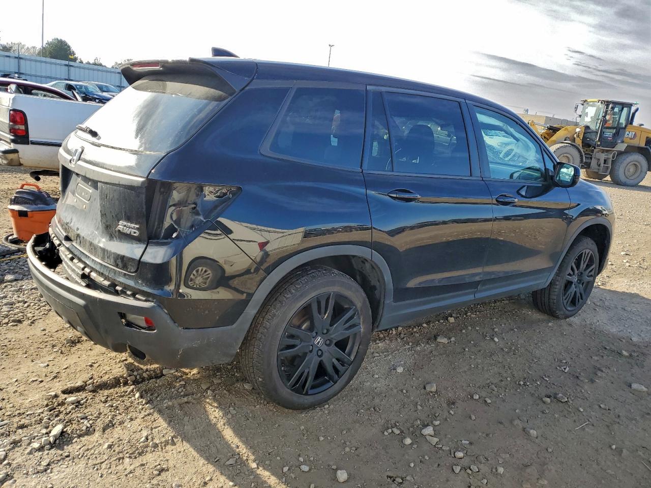 Honda Passport Sport Image 5