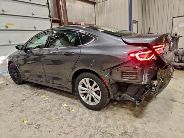 Chrysler 200 Limited Image 12
