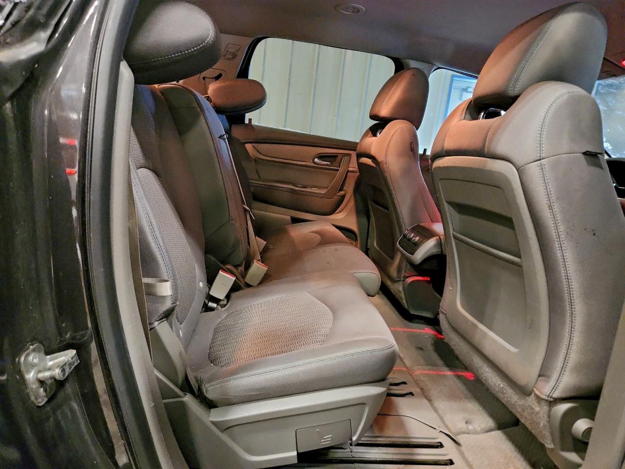 Chevrolet Traverse Lt Image 9