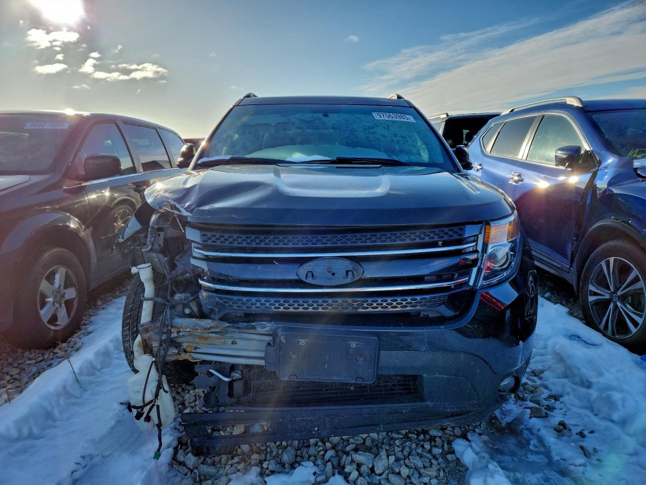 Ford Explorer Limited Image 12