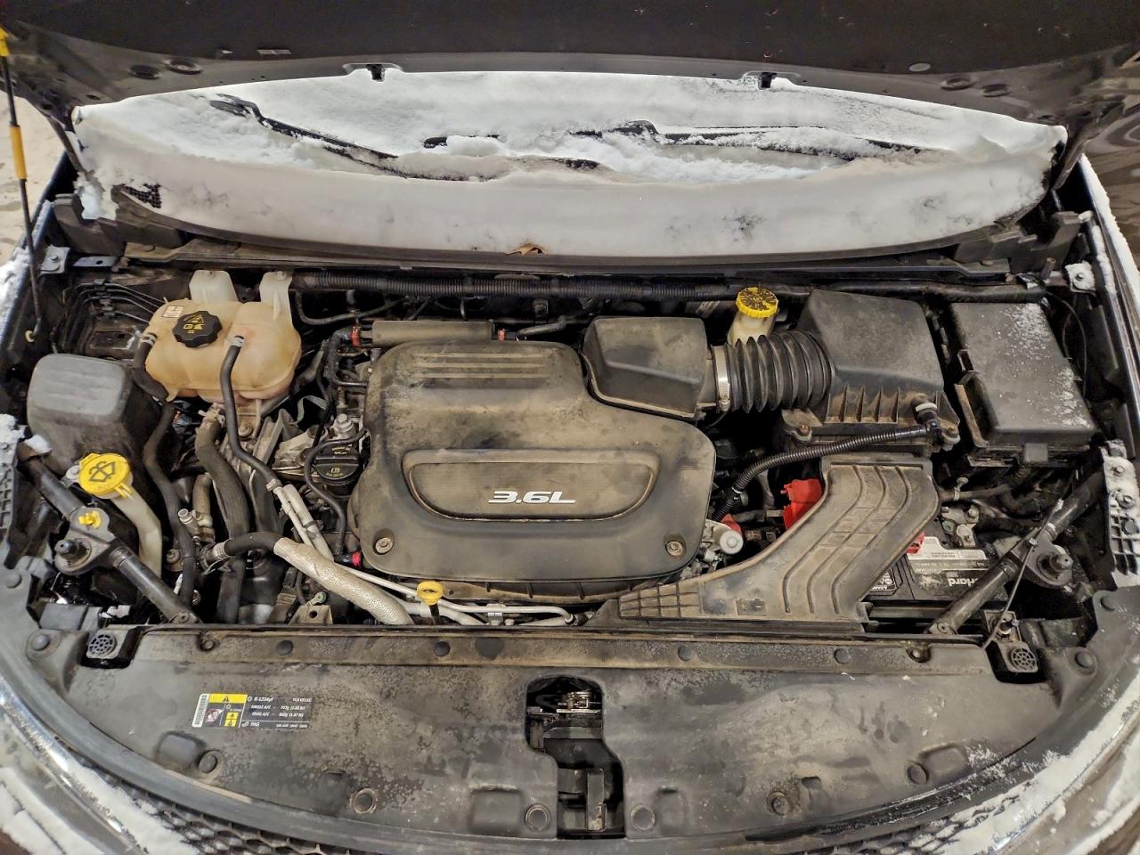 Chrysler Pacifica Touring Image 12