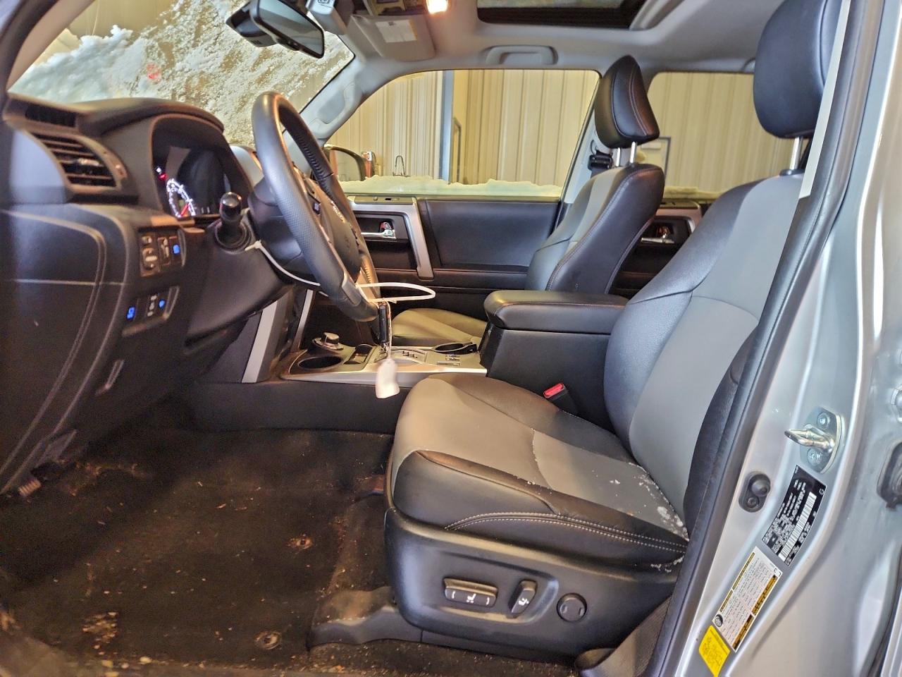 Toyota 4Runner Sr5/sr5 Premium Image 9