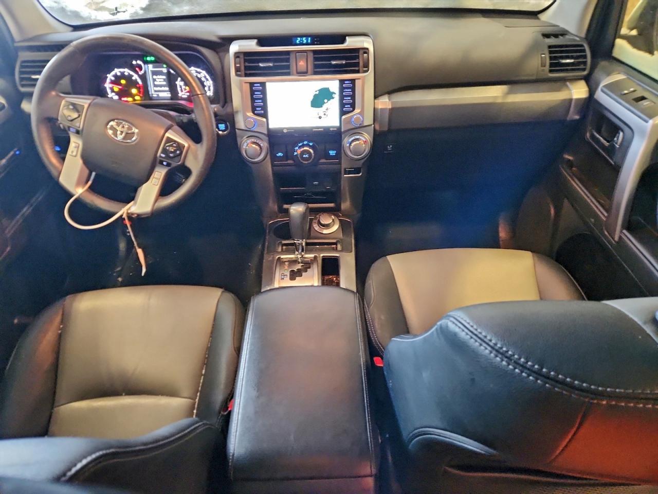 Toyota 4Runner Sr5/sr5 Premium Image 5