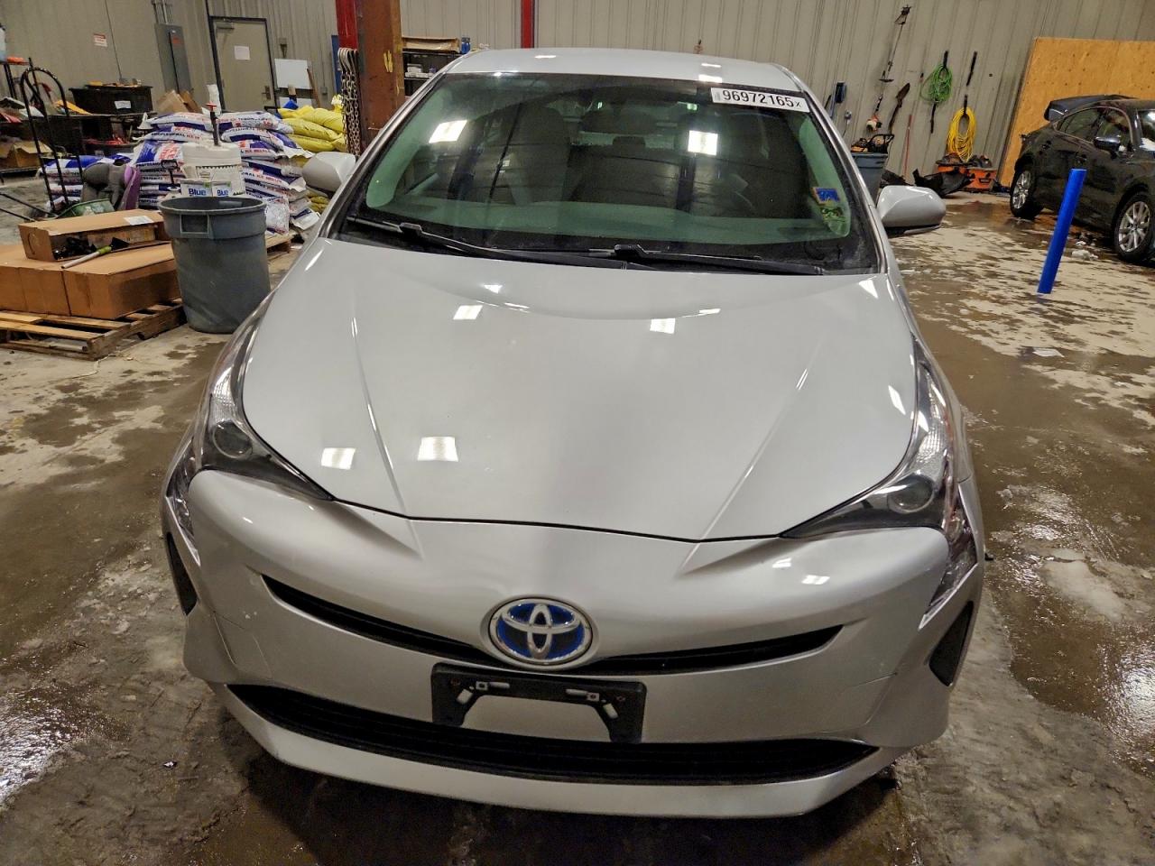 Toyota Prius Image 6