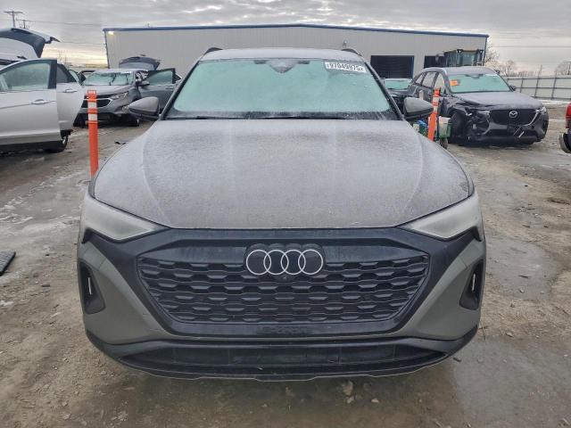 Audi Q8 Premium Plus Image 4