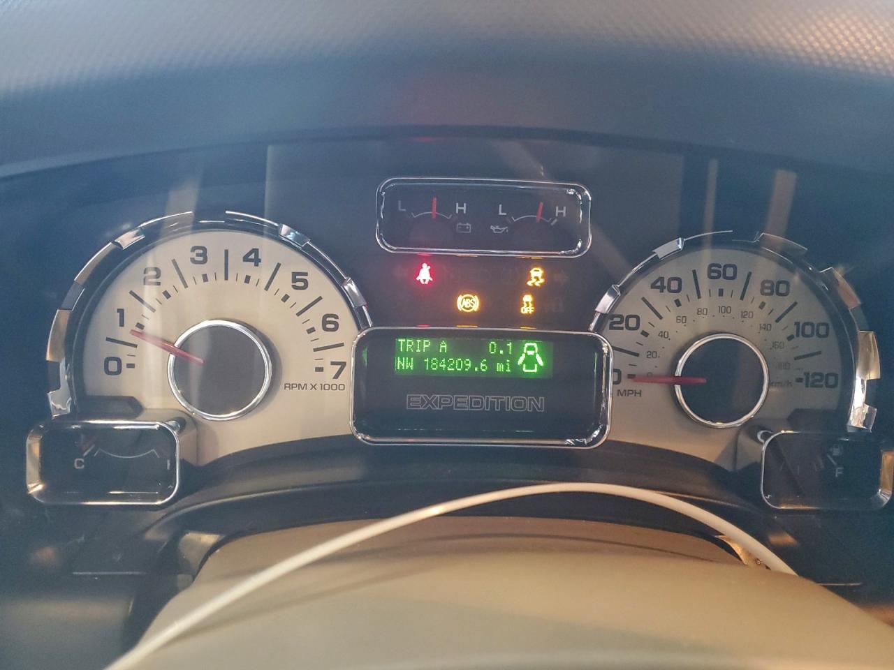 Ford Expedition Limited Image 13