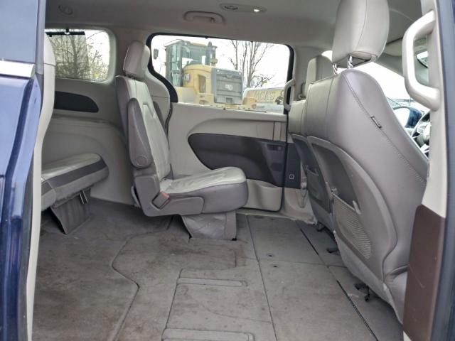 Chrysler Pacifica Touring L Image 9