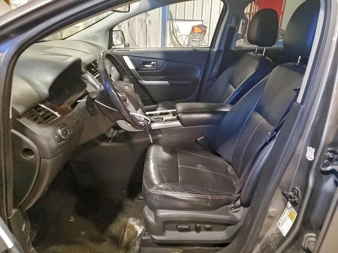 Ford Edge Limited Image 2