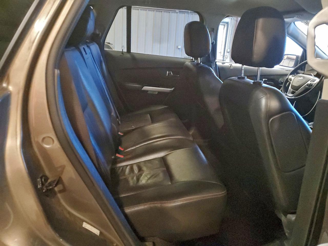 Ford Edge Limited Image 11