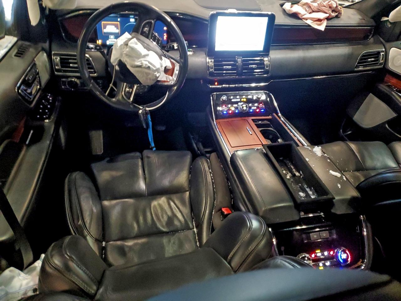 Lincoln Navigator L Reserve Image 8