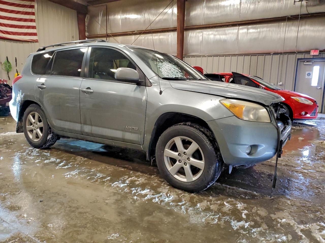 Toyota RAV4 Limited Image 7