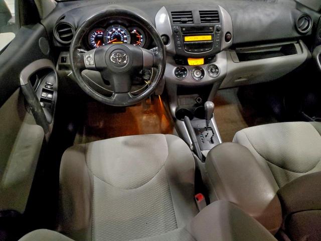 Toyota RAV4 Limited Image 11