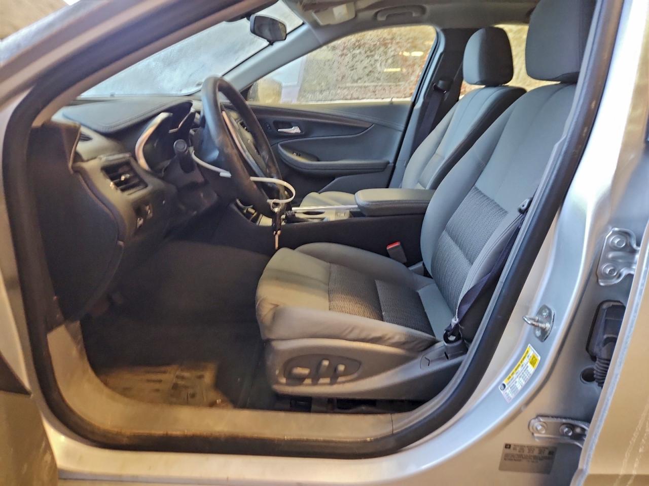 Chevrolet Impala Ls Image 10