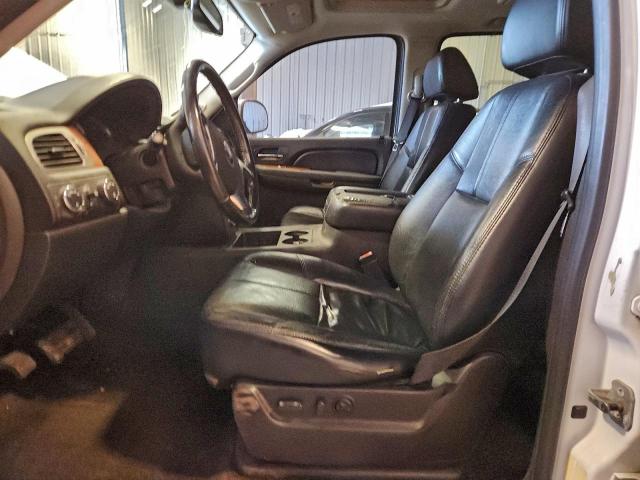 GMC Yukon K1500 Image 10